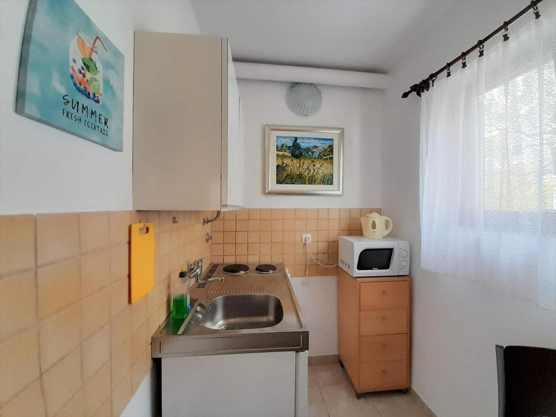 Lovely Studio Malina Close To The Beach Krk Town Exteriör bild